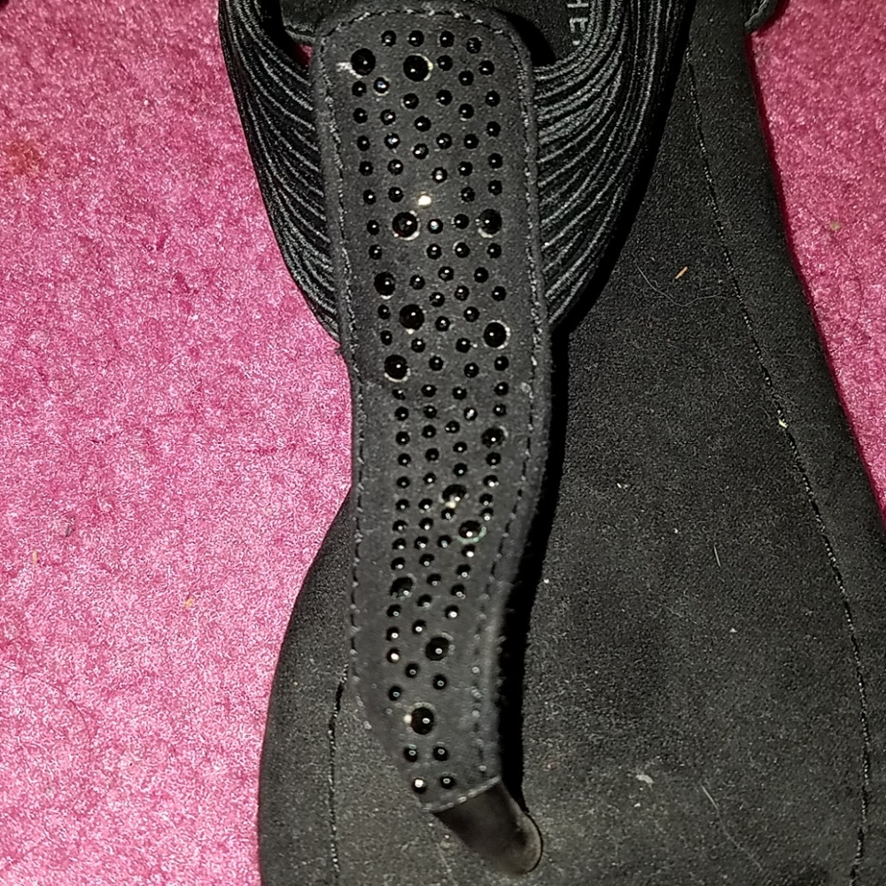 Sandals - Picture 2 of 2